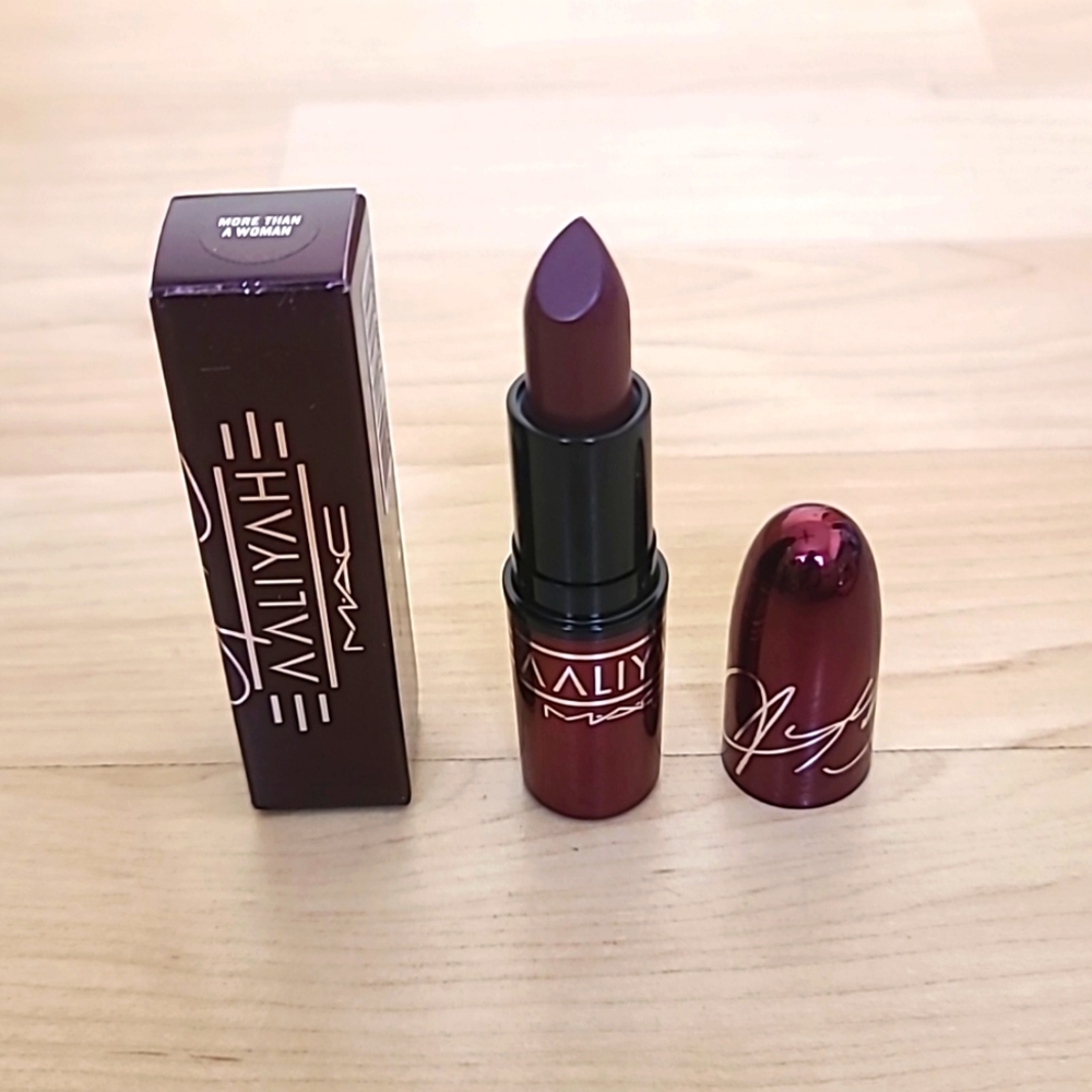 MAC Aaliyah Lipstick" More Than a Woman - Cool deep red" LIMITED EDITION - Picture 3 of 7